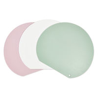 伊原企販 まな板 かまぼこ型 ワイド 抗菌 日本製 刃当たりなめらか抗菌まな板 アイボリーホワイト 397092 1個（直送品）