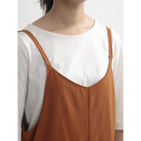 ウェーブ エプロン 無地 おしりフリルオールインワン COCOWALK キャメル 412183 1個（直送品）