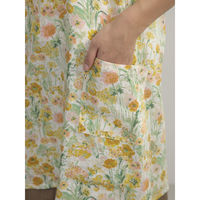 ウェーブ エプロン 花柄 リバティリネンバッククロスエプロン COCOWALK イエロー 417137 1個（直送品）