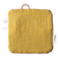 ベビー ニギニギハンカチ シリコンストラップ付き おもちゃ 落下防止 日本製 ベビーカー やさしいガーゼ イエロー 489668 1個（直送品）