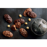 〈ヴィタメール〉マカダミア・ショコラ（ミルク&ダーク）18枚入 1箱 洋菓子 手土産 ギフト バレンタインデー ホワイトデー