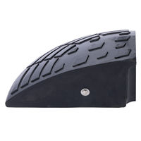 ゴム製 段差プレート コーナー 長さ 33cm×奥行 33cm×高さ 14.5cm 1セット（4個） 現場のチカラ オリジナル