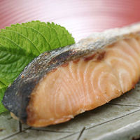 ＜2023年お歳暮＞佐藤水産 北海道　銀毛新巻鮭　姿切り身 MS-018C 1箱（直送品）