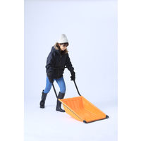 【除雪用品】アイリスオーヤマ 雪離れのよい除雪ダンプ 雪かき 285489 1台