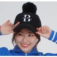 クアルトユナイテッド ポンポン付ボアキャップ　BLK　F U8058 1点（直送品）