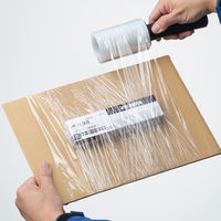 「現場のチカラ」アスクル 芯なし ミニストレッチフィルムセット 厚さ15μ 幅100mm×長さ150m巻 1セット（1本+1巻）  オリジナル