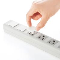 サンワサプライ ホコリ防止コンセント安全キャップ ホワイト 3P用 TAP-CAP3P100 1パック（100個入）（直送品）