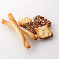 〈ヨックモック〉グラン サンク デリス 1缶 三越伊勢丹 紙袋付 手土産ギフト ギフト