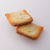 〈ヨックモック〉ビエ オザマンド ショコラ 1箱 三越伊勢丹 紙袋付 手土産 ギフト チョコレート 洋菓子