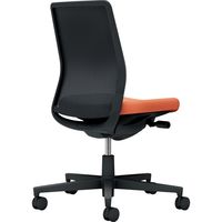 【組立設置込】コクヨ モネット 背メッシュ 肘無 ランバー無 背座ツートン ウレタンキャスター ブラック×ソフトテラコッタ 1脚（直送品）