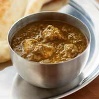 無印良品 素材を生かしたカレー サグチキン（ほうれん草とチキンのカレー） 180g（1人前） 1セット（2袋） 良品計画