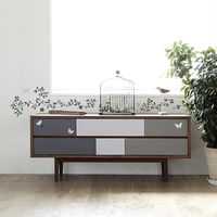 マッチングジャパン ウォールステッカー 手軽にDIY 転写タイプ「ツタに集まる蝶々/モノトーン」 CO-10083-AS 1枚（直送品）