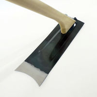 相田合同工場 鉄大正鍬 420 朴4尺柄 AD-123 1本（直送品）