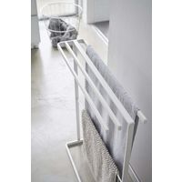 tower（タワー） 横から掛けられるバズタオルハンガースリム ホワイト 5576 1個 山崎実業
