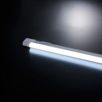 オーム電機 LEDスリムライト LEDエコスリムチューブライト コンセント 昼 LT8-N20D-H12C 1個