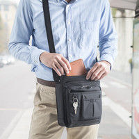 サンワダイレクト ショルダーポーチ（斜めがけバッグ・16ポケット・手持ち対応・メンズ） 200-BAG118BK 1個（直送品）