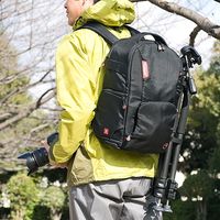 サンワダイレクト カメラバッグ リュック（一眼レフ・横から取り出し・三脚取付） 200-BG023 1個（直送品）