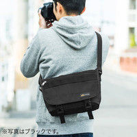 サンワダイレクト 一眼レフカメラバッグ/ショルダーバッグ（アルファデザイン・Lサイズ・カーキ） 200-DGBG017K 1個（直送品）