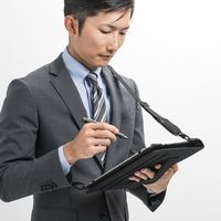 サンワダイレクト タブレットベルトケース 200-TABC017 1個（直送品）