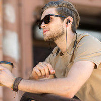 サンワダイレクト Bluetoothイヤホン（ネックバンドタイプ・IPX5・ランニング・軽量・通話対応） 400-BTSH011BK 1個（直送品）