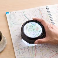 サンワダイレクト 拡大鏡（デスクルーペ・LEDライト搭載・拡大率5倍・電池不要・USB充電式） 400-LPE013 1個（直送品）