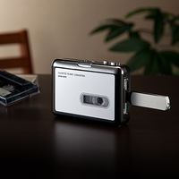 サンワダイレクト カセットテープ変換プレーヤー（録音・MP3変換・デジタル化・USB保存） 400-MEDI016 1個（直送品）