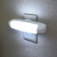 朝日電器 LEDセンサー付きライト PM-L75(W) 1個