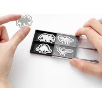 デザインフィル エッチングクリップス 恐竜柄 43363006 1セット(4型×4個入×2箱)