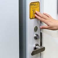 トラスコ中山 TRUSCO 抗菌スパークガード100 4カ国語表記 (2枚入) TSGK-100D-FLK 1パック(2枚)（直送品）