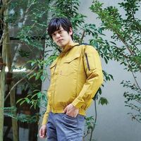 岡潮 空調長袖ブルゾン(ウェアのみ)日本製生地使用 20124 ゴールド×ブラックLL 20124-LL 1着 535-8913（直送品）