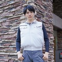 岡潮 空調ベスト(ウェアのみ)日本製生地使用 20212 グレーLL 20212N-LL 1着 535-8967（直送品）