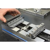 ノガ・ウォーターズ ジェラルディ コンパクトGバイス用 ダブテール口金 T3(ペア) GR650R-T3 1組(2個) 209-0891（直送品）