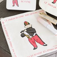 （世界の名作）フラットポーチ 笛を吹く少年 LAKOLE/ラコレ