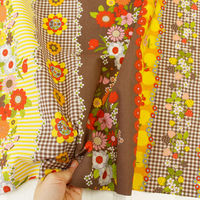 70’s フラワーボーダー プリント生地 グリーン 巾約108cm×3mカット CHU052-2D-3M 1セット(巾約108cm×3（直送品）