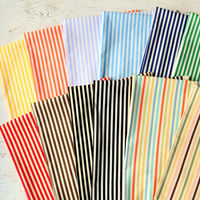 日本紐釦 ストライプ柄 スケア プリント生地 水色×白 HS1282-4-6M 1カット(110cm×6m)（直送品）