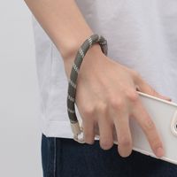 スマホハンドストラップ ストライプ×チャコール LAKOLE/ラコレ