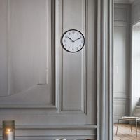 アルネ ヤコブセン 掛時計 ステーション ウォールクロック 直径290mm ホワイト×ブラック 43643 1個（直送品）