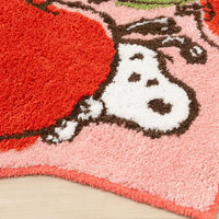 センコー スヌーピー フレッシュフルーツ トイレマット 約58×60cm レッド SNB240404 1枚（直送品）