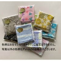 日繊商工 ゴールドのシール付タオルハンカチ/カジュアルデザイン/色柄はお任せ QLT23TC-gold-600 1箱(600個入)（直送品）