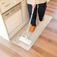 オカトー 拭けるインテリアマット45×120cm チューリップ 4905016019687 1個（直送品）