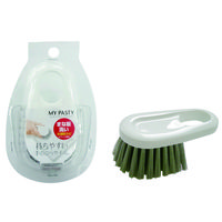 マイパスティ まな板洗いブラシ 抗菌・防カビ加工 持ちやすい手のひらサイズ フックにかけやすい ホワイト 1個 オーエ
