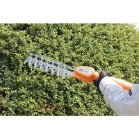 ニシガキ工業 ニシガキ 太丸バリカンS充電式(バッテリー・充電器付)7枚刃 N-973 1台 565-3787（直送品）