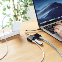 USBハブ　USB3.2Gen1　USB-C　Type-C×1、USB3.2Gen1×2　USBポート　USB-3TCH20BK　サンワサプライ　1個