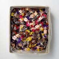 【簡易包装】　ヒルゼンミルキー　蒜山ひとくちチョコレート　缶入り７５０ｇHMC-C5M（直送品）