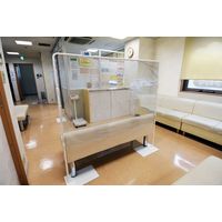 飛沫防止　どこでもスクリーン ワイドロング（ブラック）DSJL-BK　1台 日本ホップス（直送品）