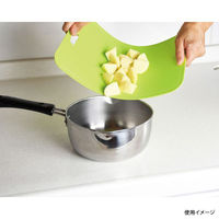 パール金属 Colors抗菌プラス食洗機対応まな板M(オレンジ)14 CC-1544 1袋(20個)（直送品）