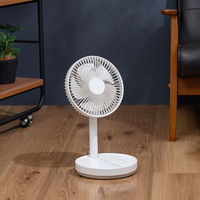 ライフオンプロダクツ 折りたたみコードレスリビングファン 首振り機能付 ホワイト LCAF031-WH 1台