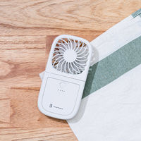 ライフオンプロダクツ ハンズフリー5wayスリムファン リリーホワイト LCAF007-LW 1台