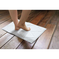 オカトー バスマット Fuka-Fuwa!! 40×60cm アイボリー 438182 1個（直送品）