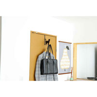 東洋ケース ドアフック キャットドアフック おさんぽ ねこ スチール クロ 417521 1個（直送品）